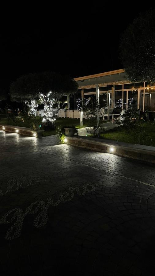Hotel Villa Ruggiero Brusciano Exteriör bild